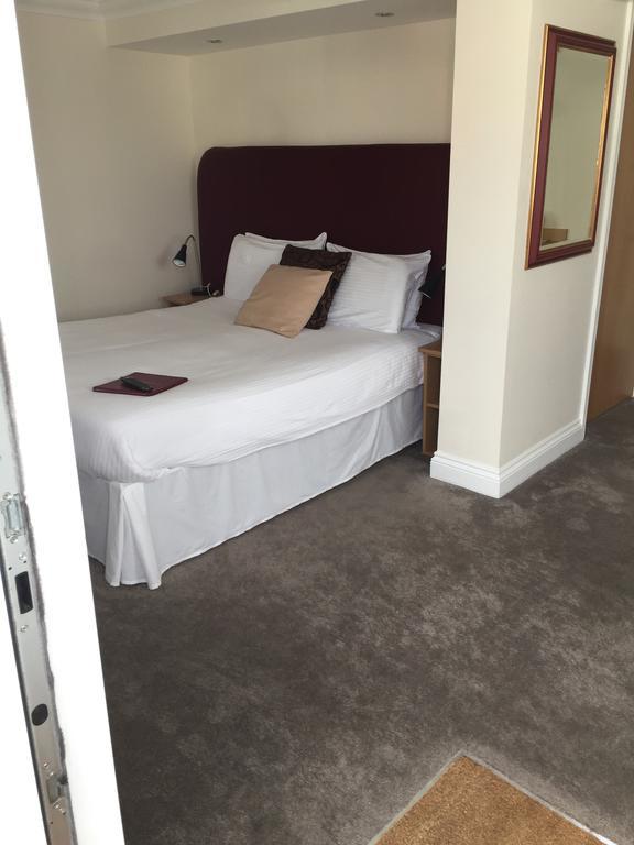 Granby Hotel เกรฟเซ็นด์ ภายนอก รูปภาพ